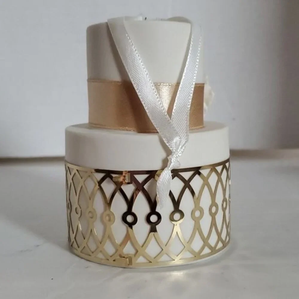 Hallmark keepsake ornament